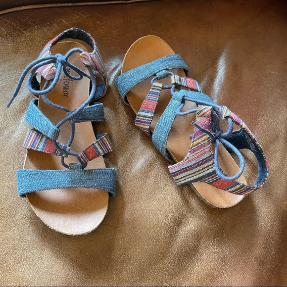 Minnetonka Elsie multicolor woven strappy sandals - Picture 2 of 5
